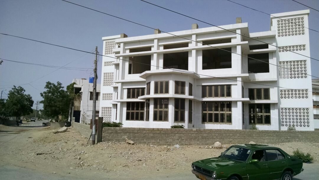 Gulshan-e-Maymar Mosque